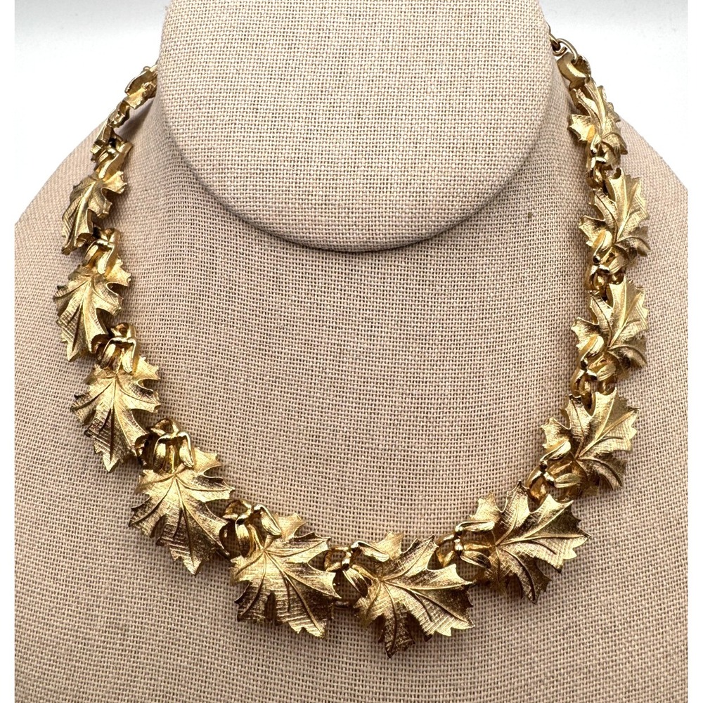 Vintage Lisner Necklace Maple Leaf Botanical Autumn Statement Chunky
